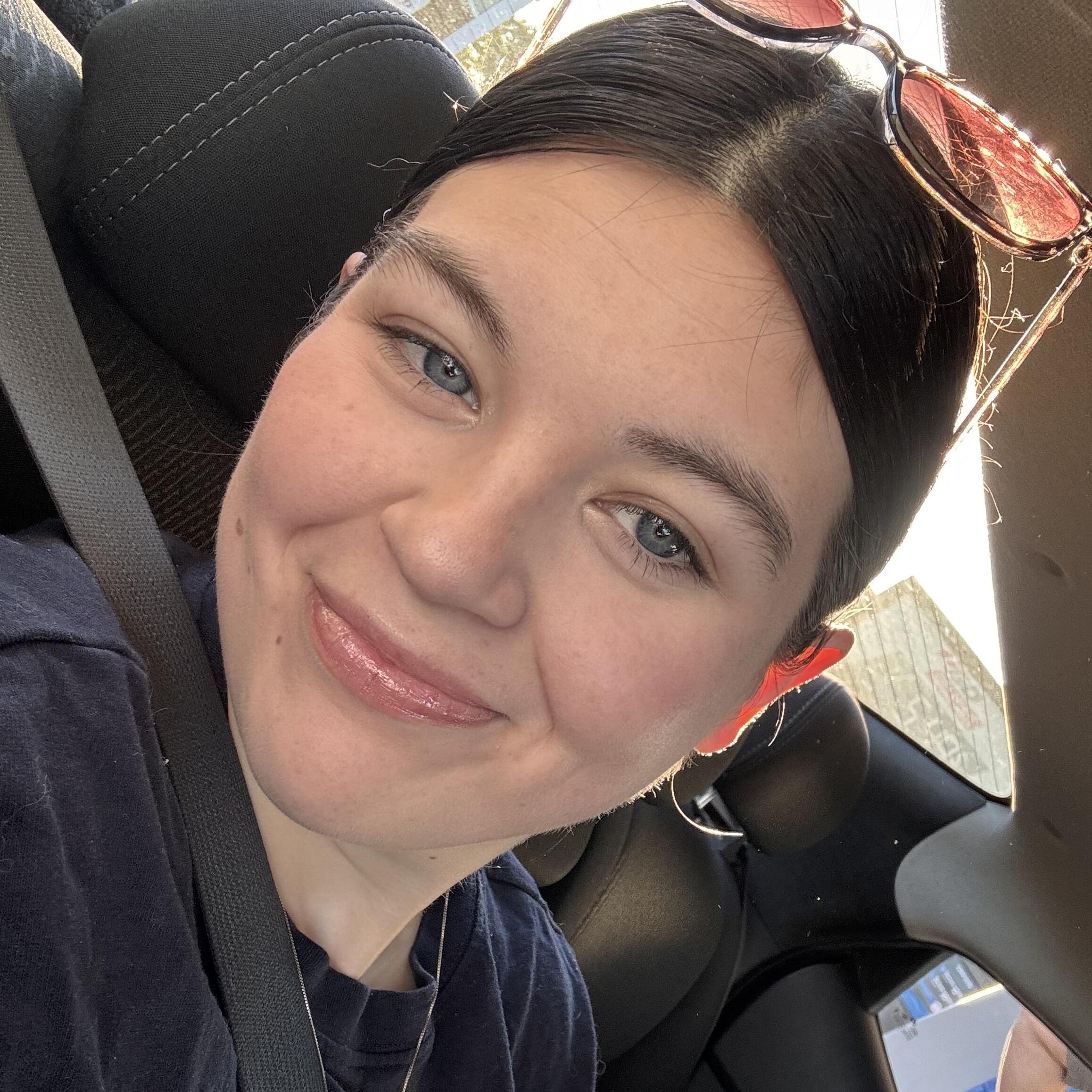 Experienced & Caring Nanny in Kirkland, Quebec.I offer a very warm , supportive and caring environment to children in my care