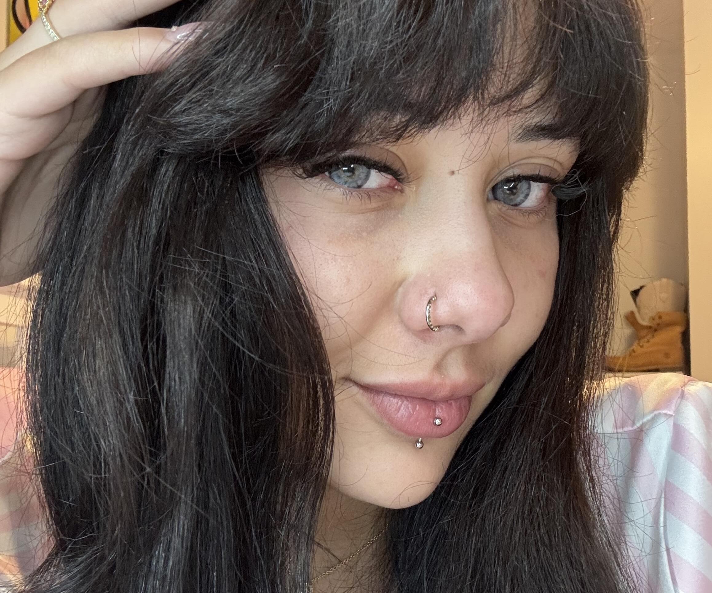 Hi! i’m Natalia, oldest of 5, born and raised in Brazil. I arrived in Canada in dec 2025 and am a permanent resident.