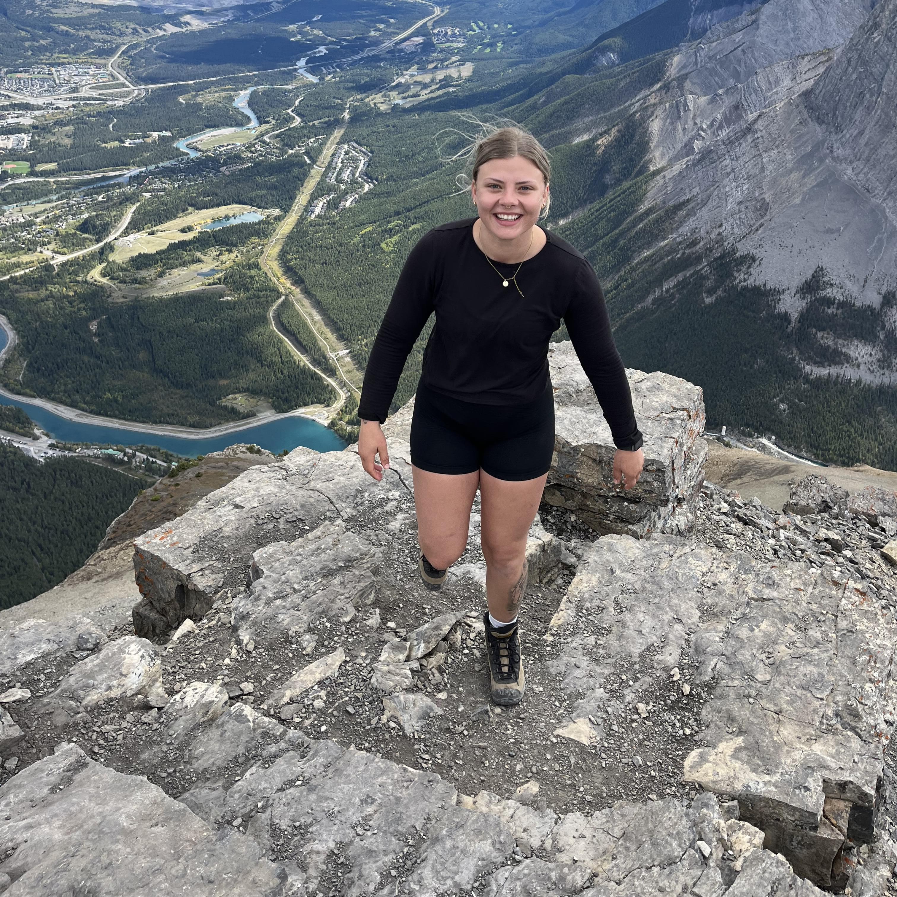 Part time Nanny looking for job in Canmore