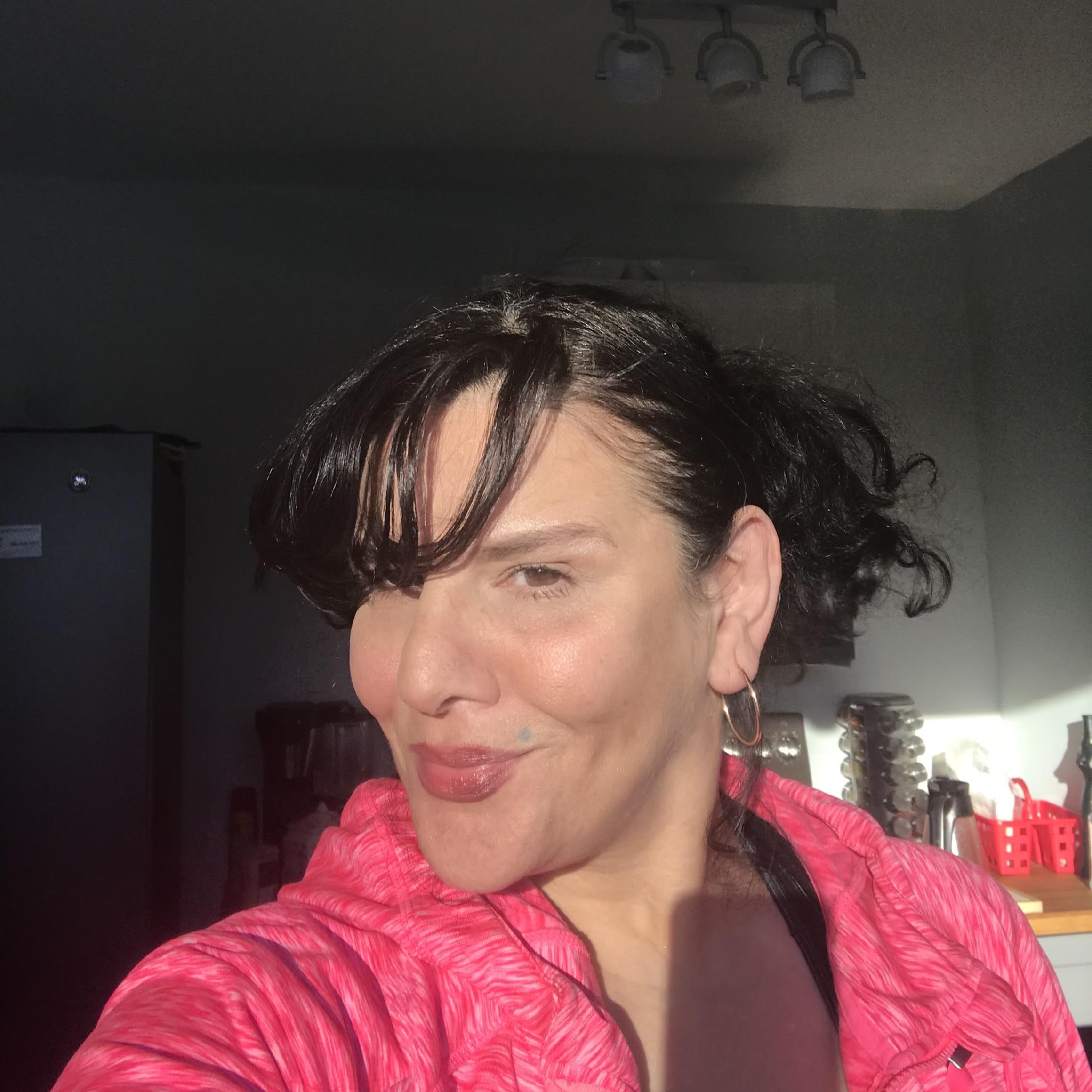 Hello iam Amy white I love kids