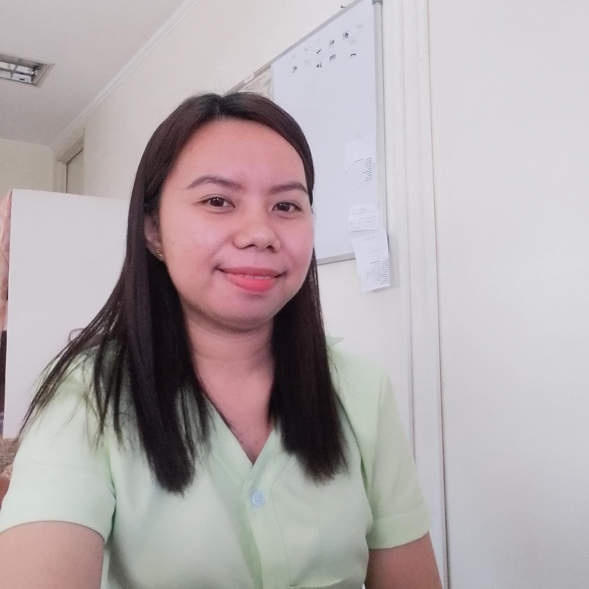 Hi! My name is Beverly a filipina looking for a nanny job