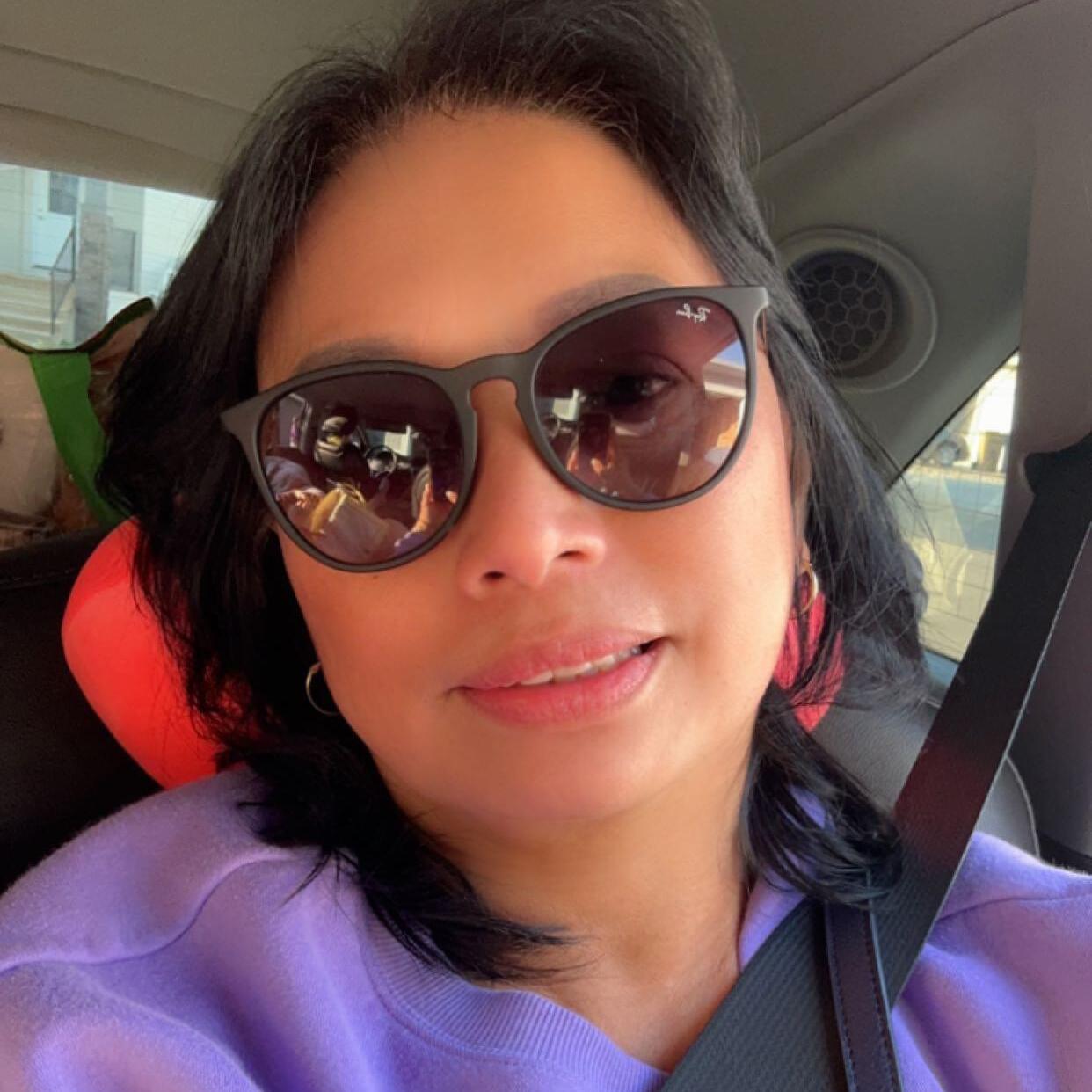 Hi families . My name is Imelda . I’m a caregiver /driving nanny as well . Looking for a full time caregiver job .