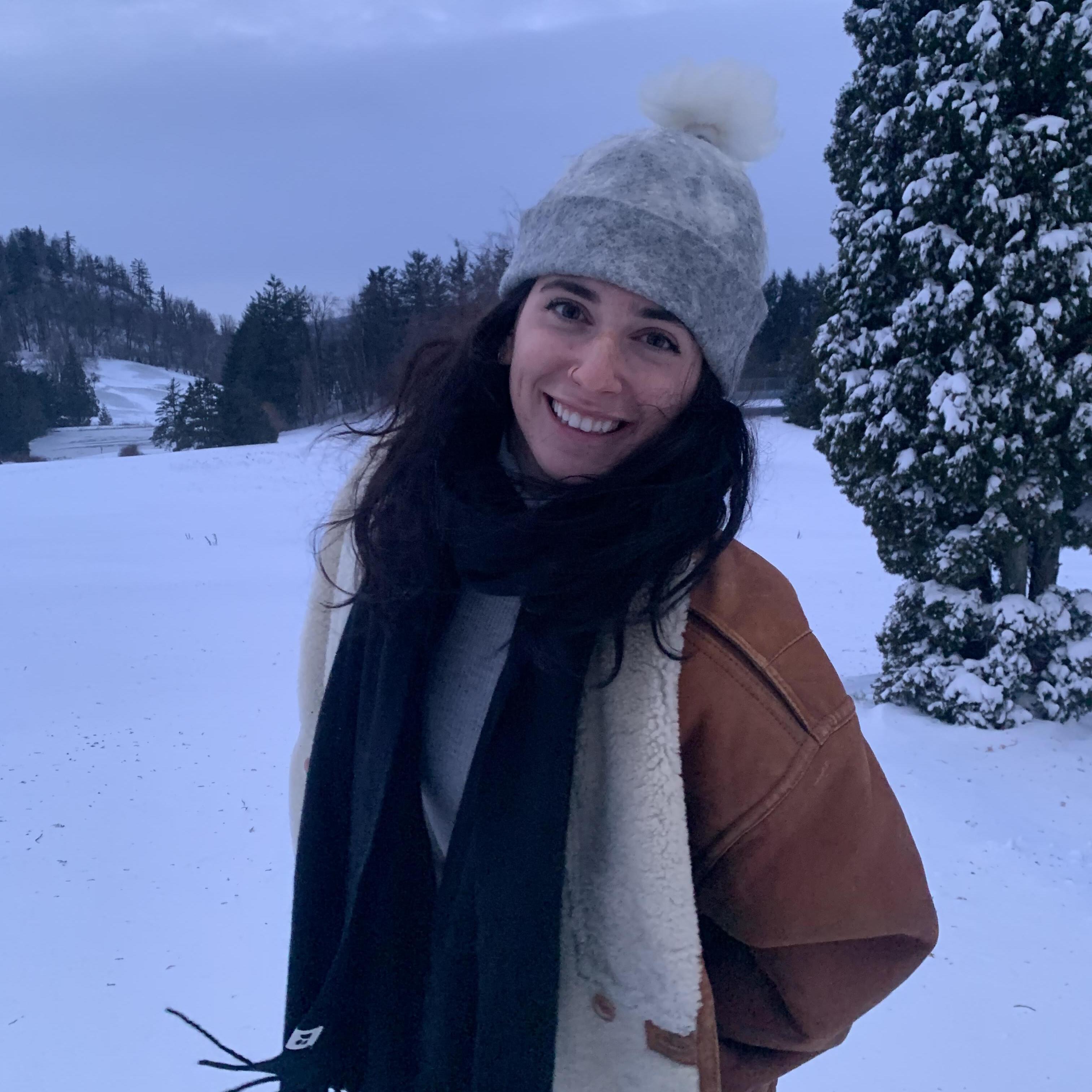 Certified French Teacher looking for summer work as a nanny and/or tutor