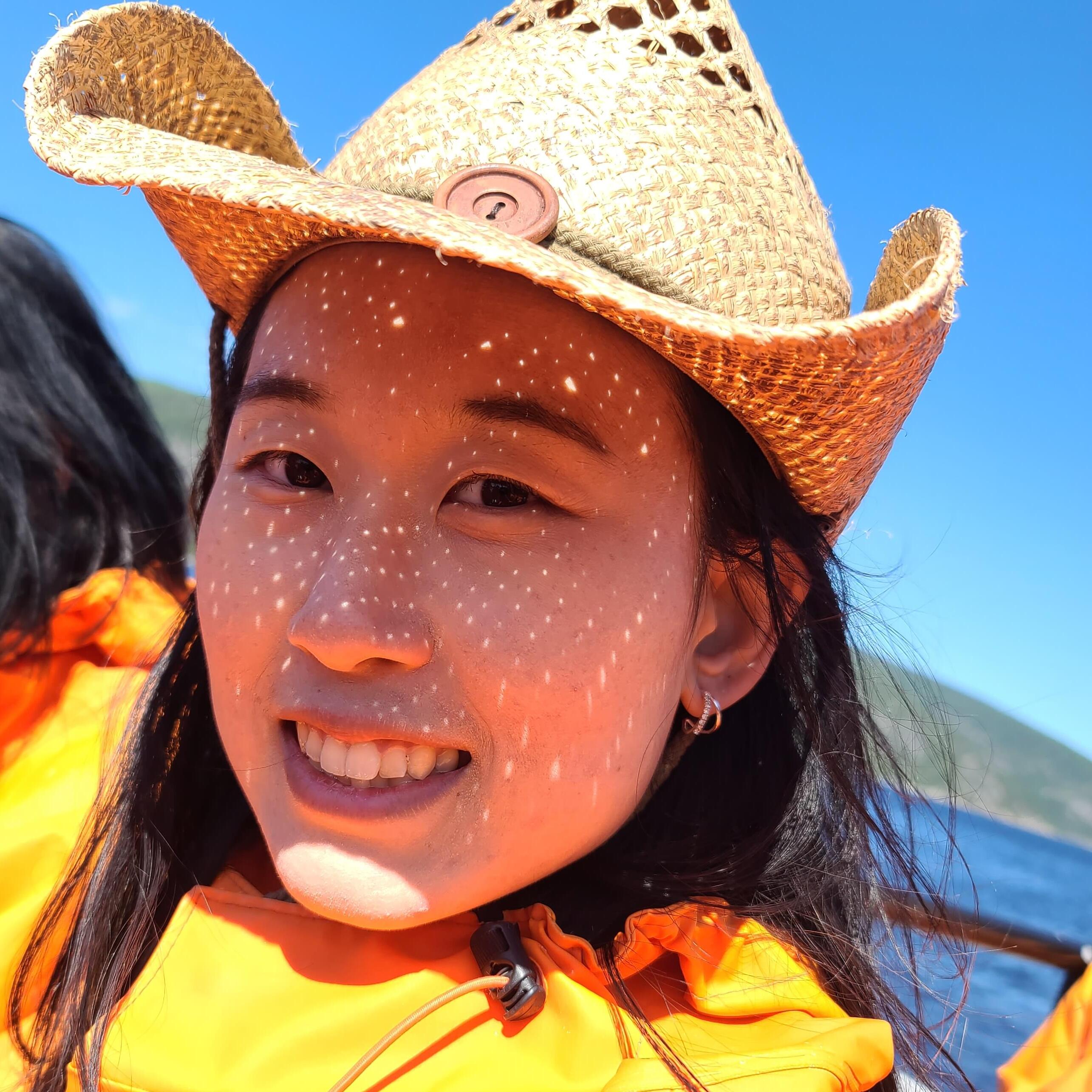 I’m Pim! I’m currently working as a part-time early childhood educator at the daycare.