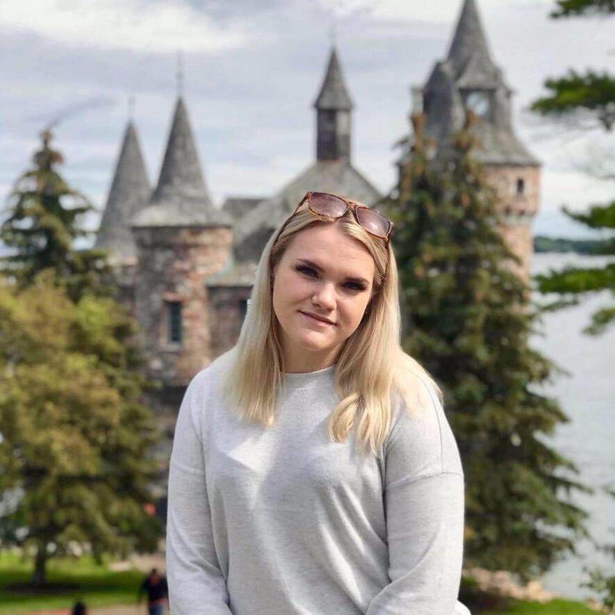 Looking to help a family with part time or full time work. I have many years of experience with children. Love to chat soon!