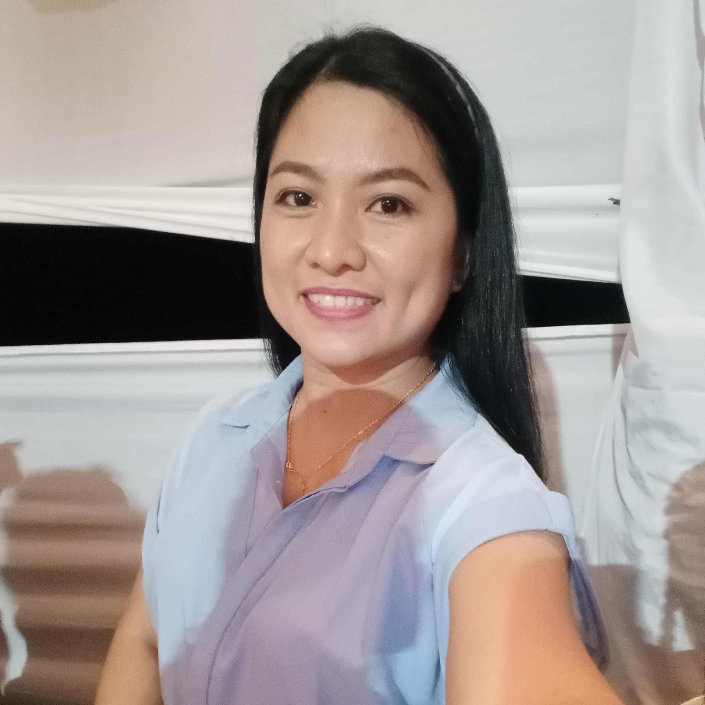 I'm Arlene Saronicman I am a Certified Caregiver/Nursing Aide
