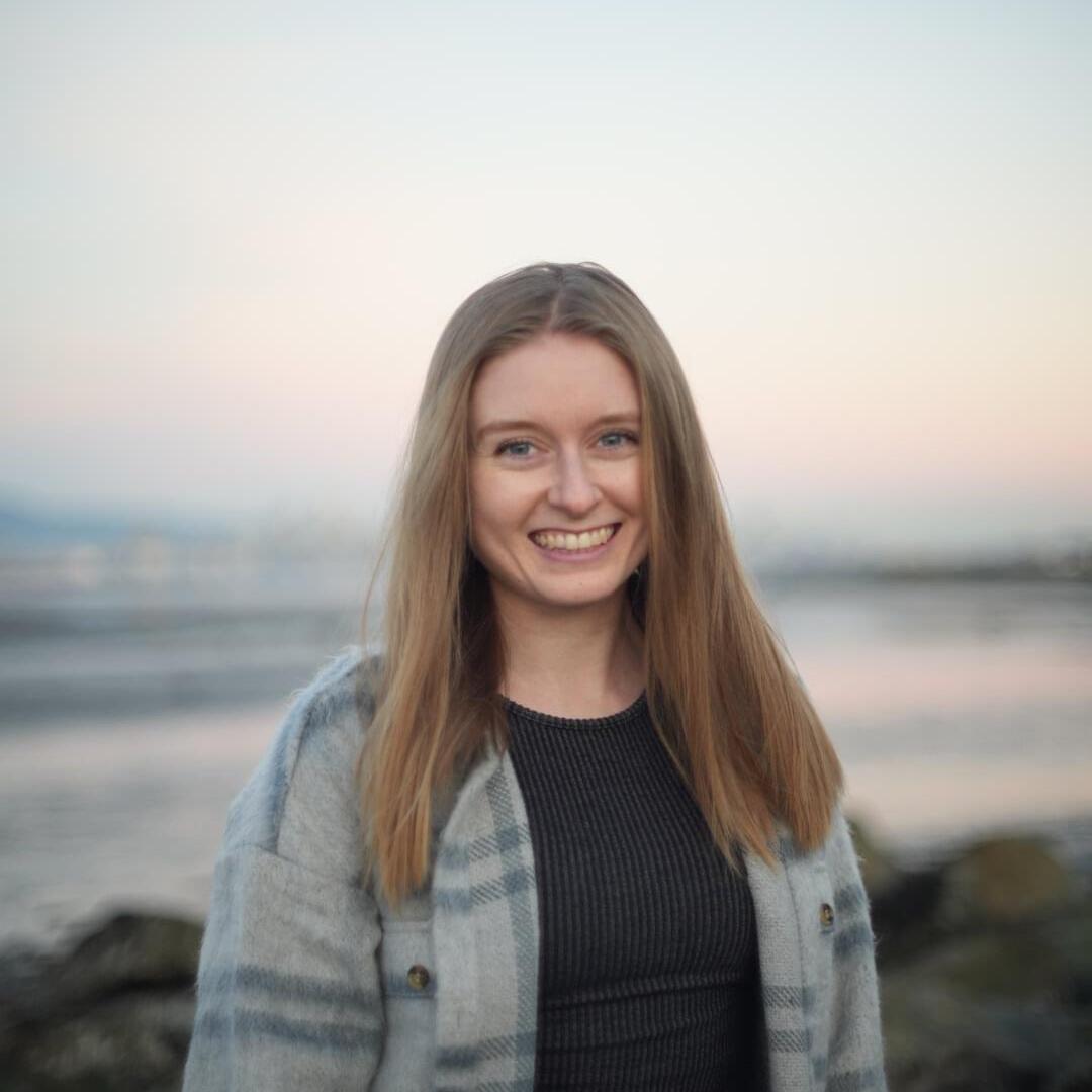 Teacher looking for Summer babysitting/nanny jobs