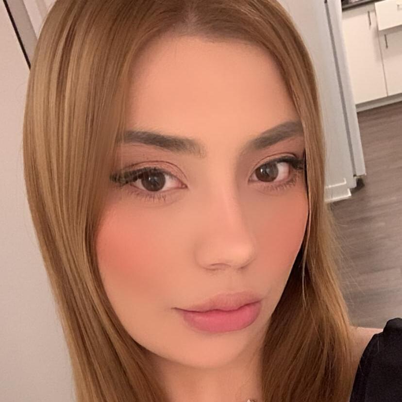 Hi, my name is Sophia. I’m a Early childhood assistant currently looking for work as a babysitter/nanny.