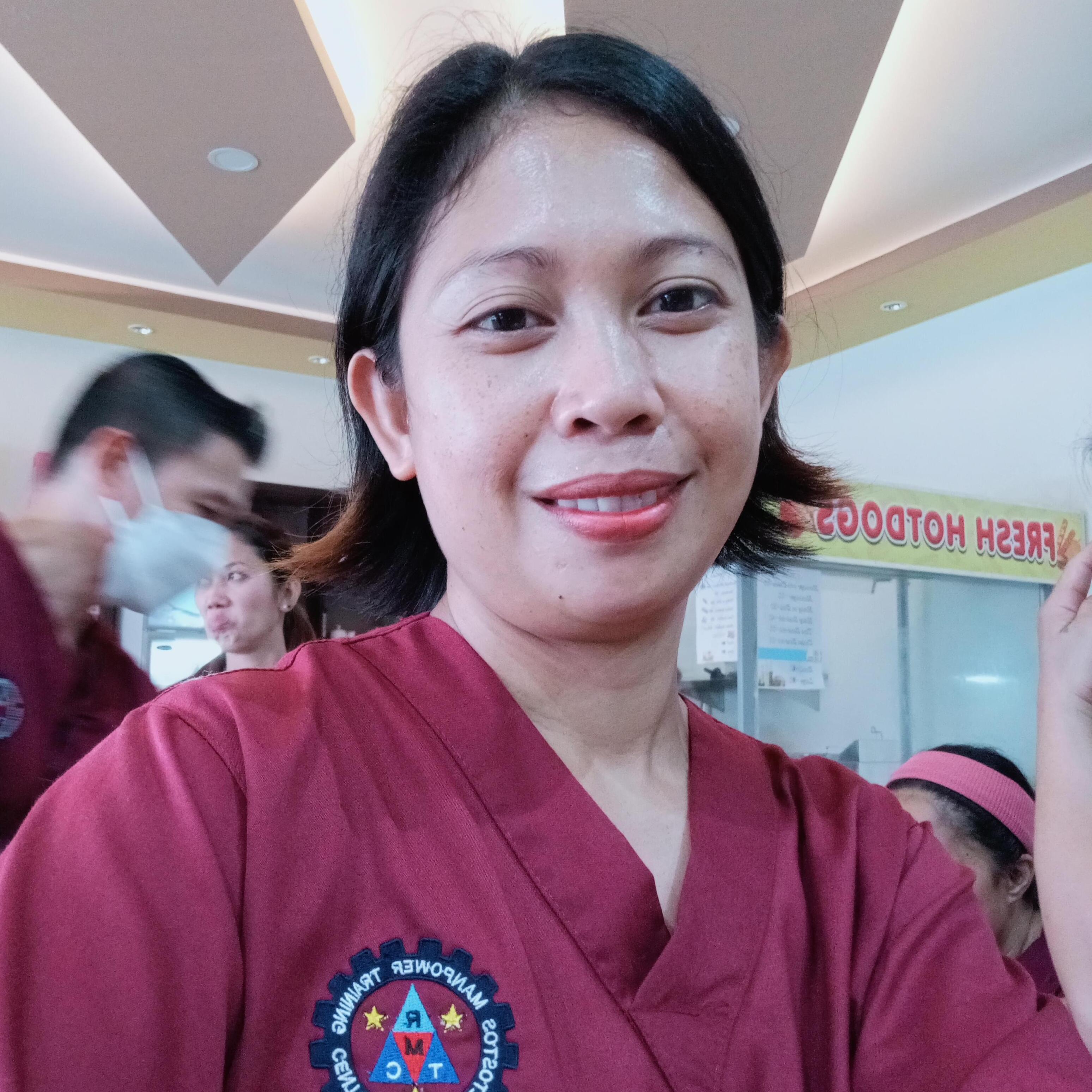 I'm freshly graduated of CAREGIVER,I provide care and support to infant's toddlers,children's.