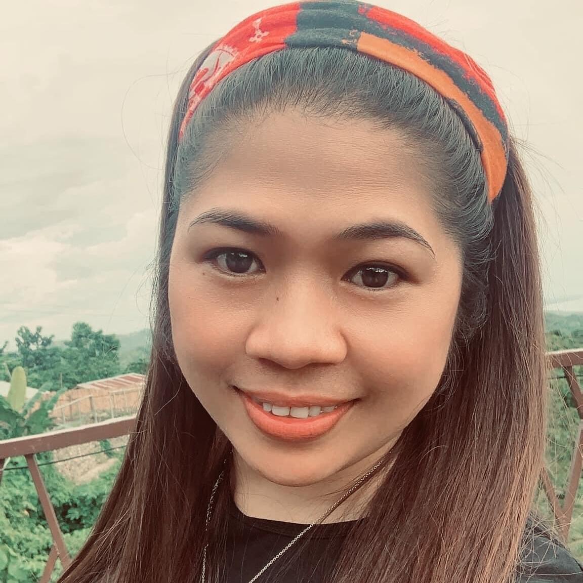 Im Roselyn from the Philippines
I’m 35yrs old single,and Im looking for a job, like house keeping ang baby sitter,