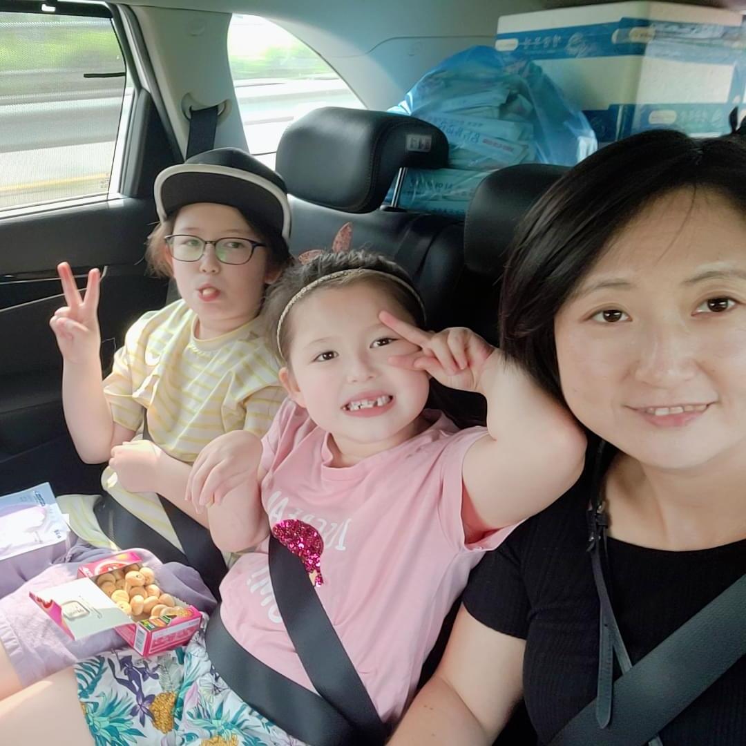 Mother of 3 wild children
Fun n sweet mama 0