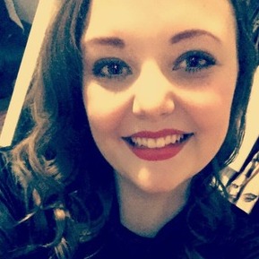 Hi, my name is Melanie and I am 23 years old looking for a nanny job for the summer!