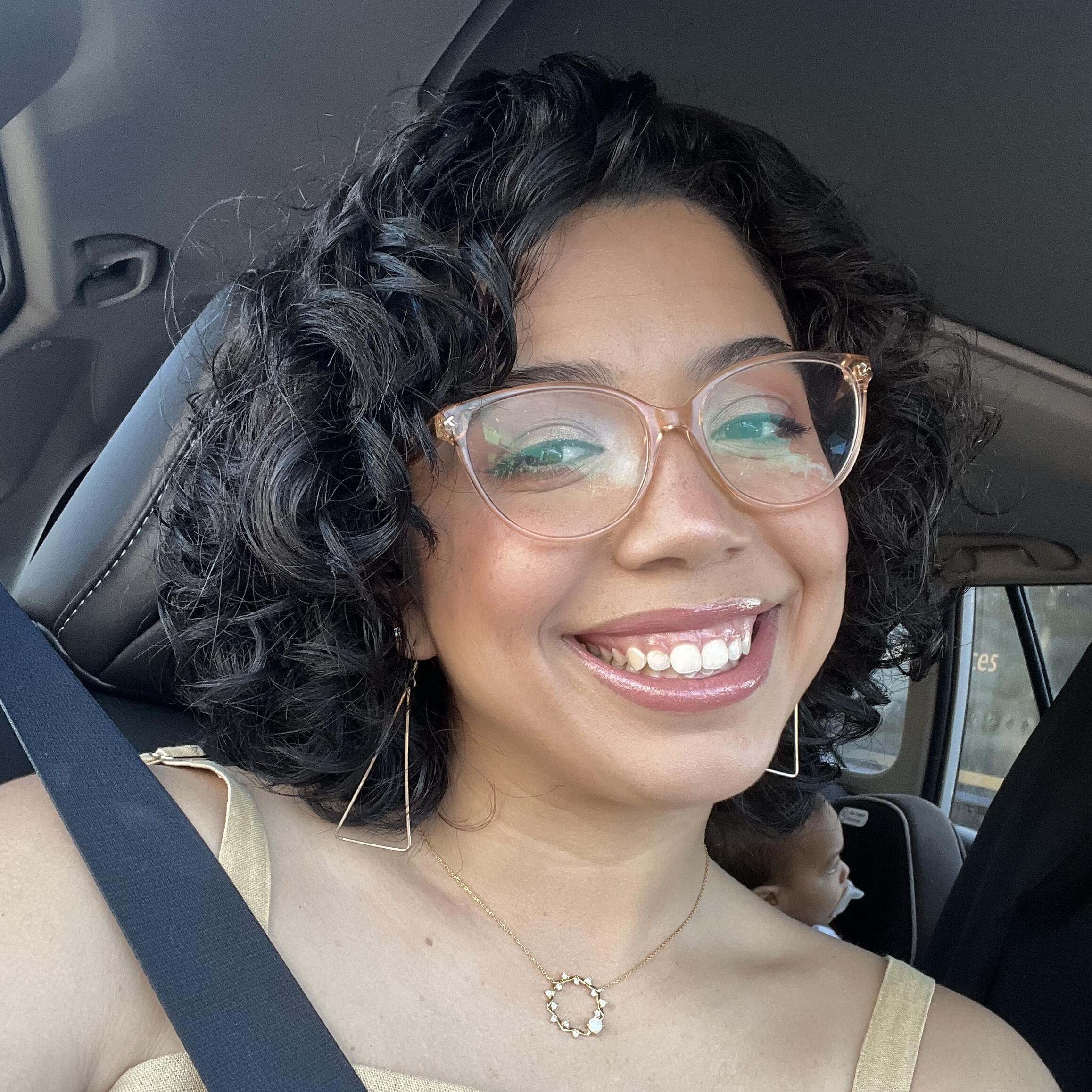 Postpartum Doula Fluent in English and Brazilian Portuguese