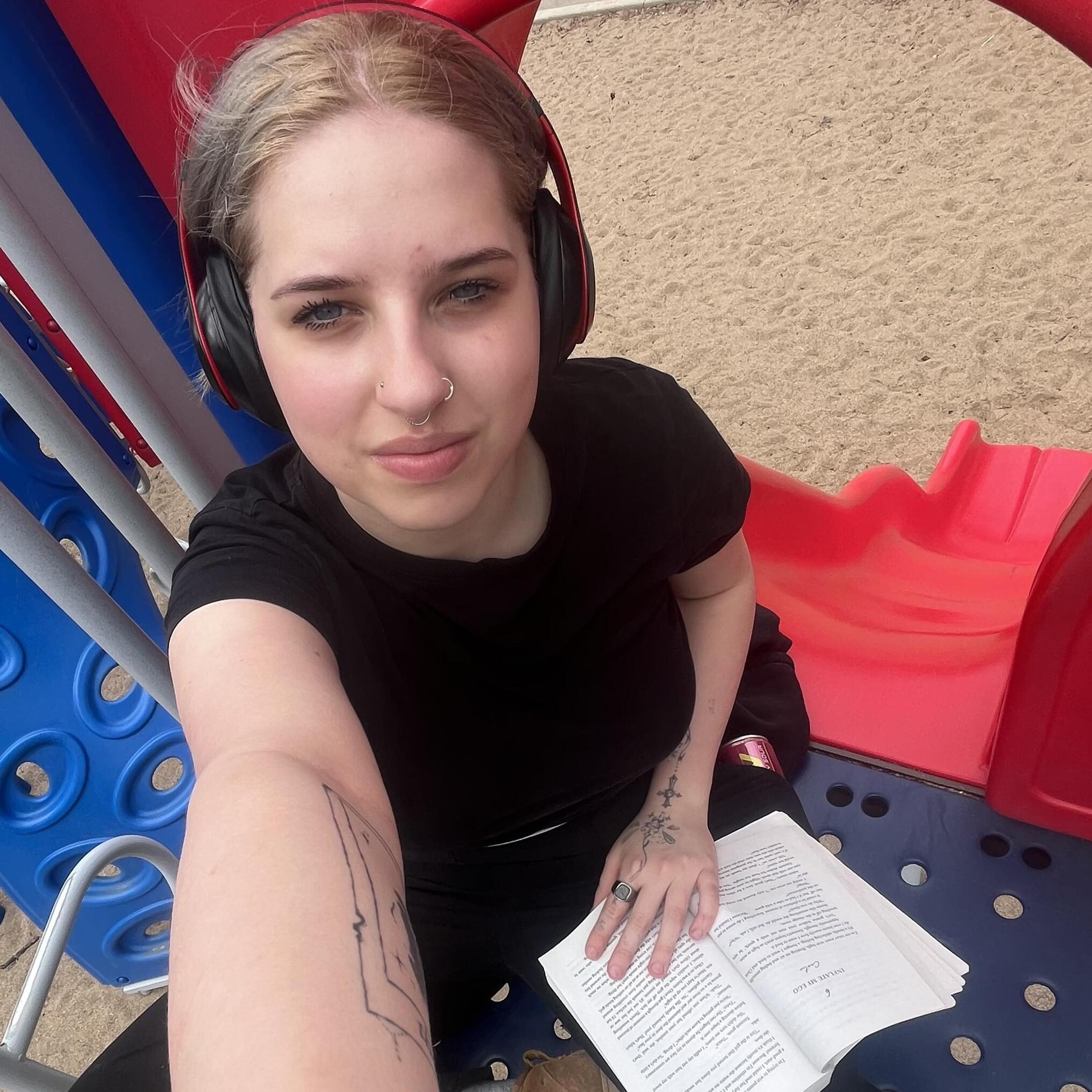 Experienced Laval Quebec Nanny - Loving Care at $18.0/hr. - Safe, Fun & Reliable