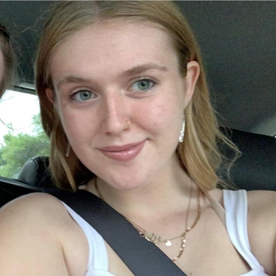 Mississauga Sitter Seeking Work