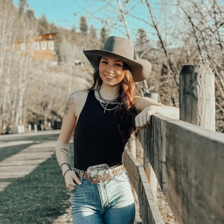 Experienced and Caring Nanny in Vernon, BC Available Now for $19 per Hour! Safe, Fun, and Reliable Care.