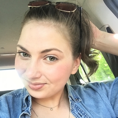 Loving, bilingual, and fun spirited nanny looking to lend a helping hand to a caring family!