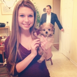 Hello families! My name is Hannah, I am 18 years old and I am looking to be a baby sitter