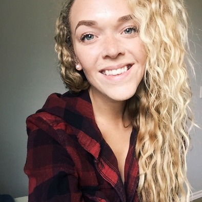 Nanny/Babysitter in Calgary