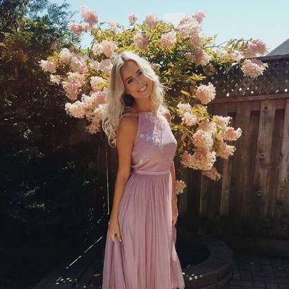 University graduate looking for a Summer Job as a Nanny