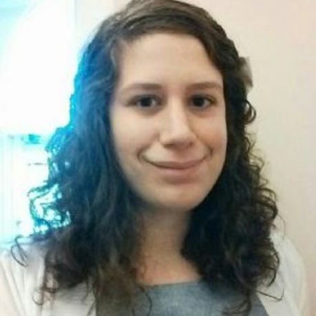 Young woman looking for a nanny job