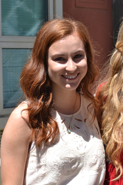 HI families! My name is Kate and I am looking for a full or part time position as a nanny