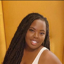 Edmonton Sitter Available For Work in Edmonton