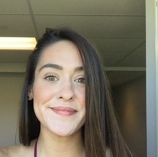 Wonderful Canadian Nanny looking for a live in summer position