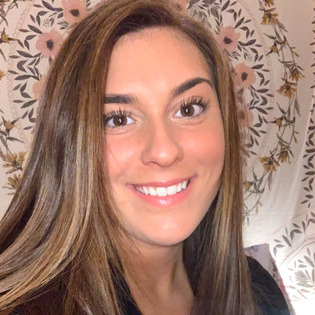 Hi I'm Maria and I am looking for nanny jobs for summer 2021!