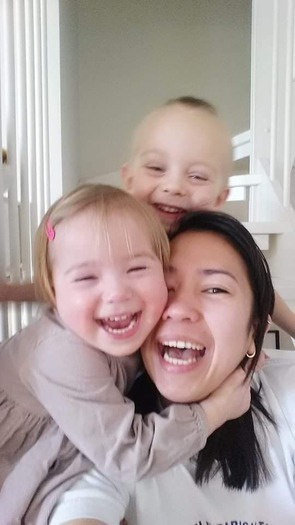 A caring and sweet caregiver here searching for a nice and lovely family :)