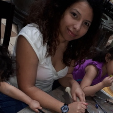 Interested In Job of Babysitter speaker spanish And English.