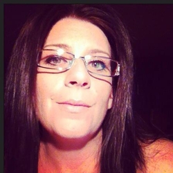 Hi my name is Karen Robinson, I am 34 years old