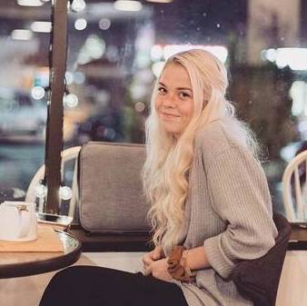 Passionate, adventurous, loving nanny with a background in mental health.