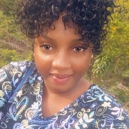 For Hire: Disciplined Nanny in Edmonton Am Ellorie,from Jamaica,I love to cook,bake and I love kids alot.
