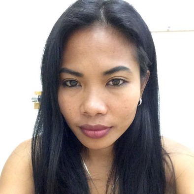 Filipina seeking for job