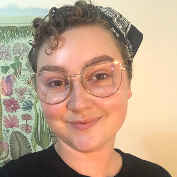 Enthusiastic social worker, ready to help!