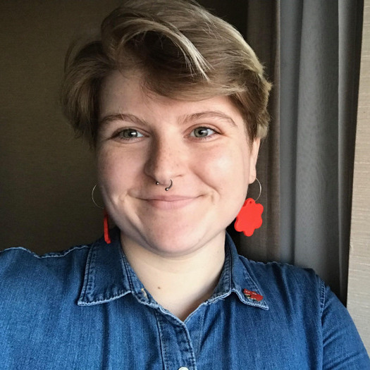 Enthusiastic young women looking to be your nanny
